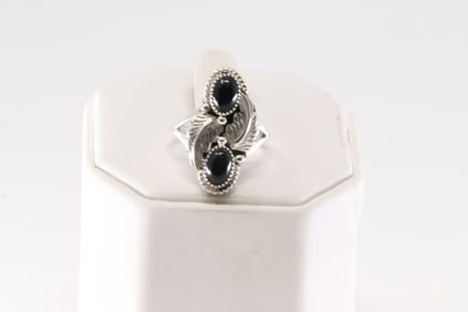 Native America Navajo Sterling Silver Black Onyx Ring By Jerryson Henio.