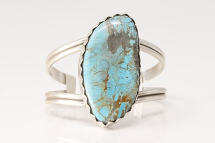 Native America Navajo Sterling Silver Number 8 Turquoise Bracelet Cuff By Danny Hinio. Total weight: