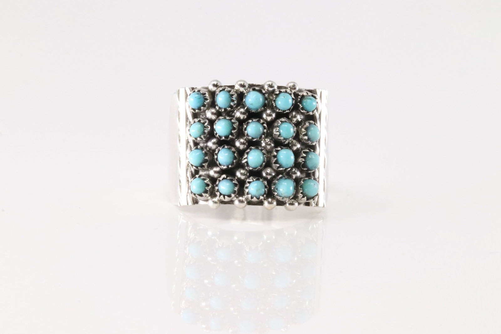 Native American Zuni Sterling Silver Turquoise Ring By Stephen Haloo.: This is a Native American Zuni Sterling Silver Turquoise Ring By Stephen Haloo. Ring size: 8.50.