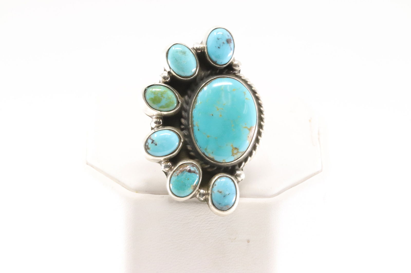Native America Navajo Sterling Silver Kingman Turquoise Ring By Geraldine James.