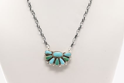 Native America Navajo Sterling Silver Kingman Turquoise Necklace By Alicia Wilson.