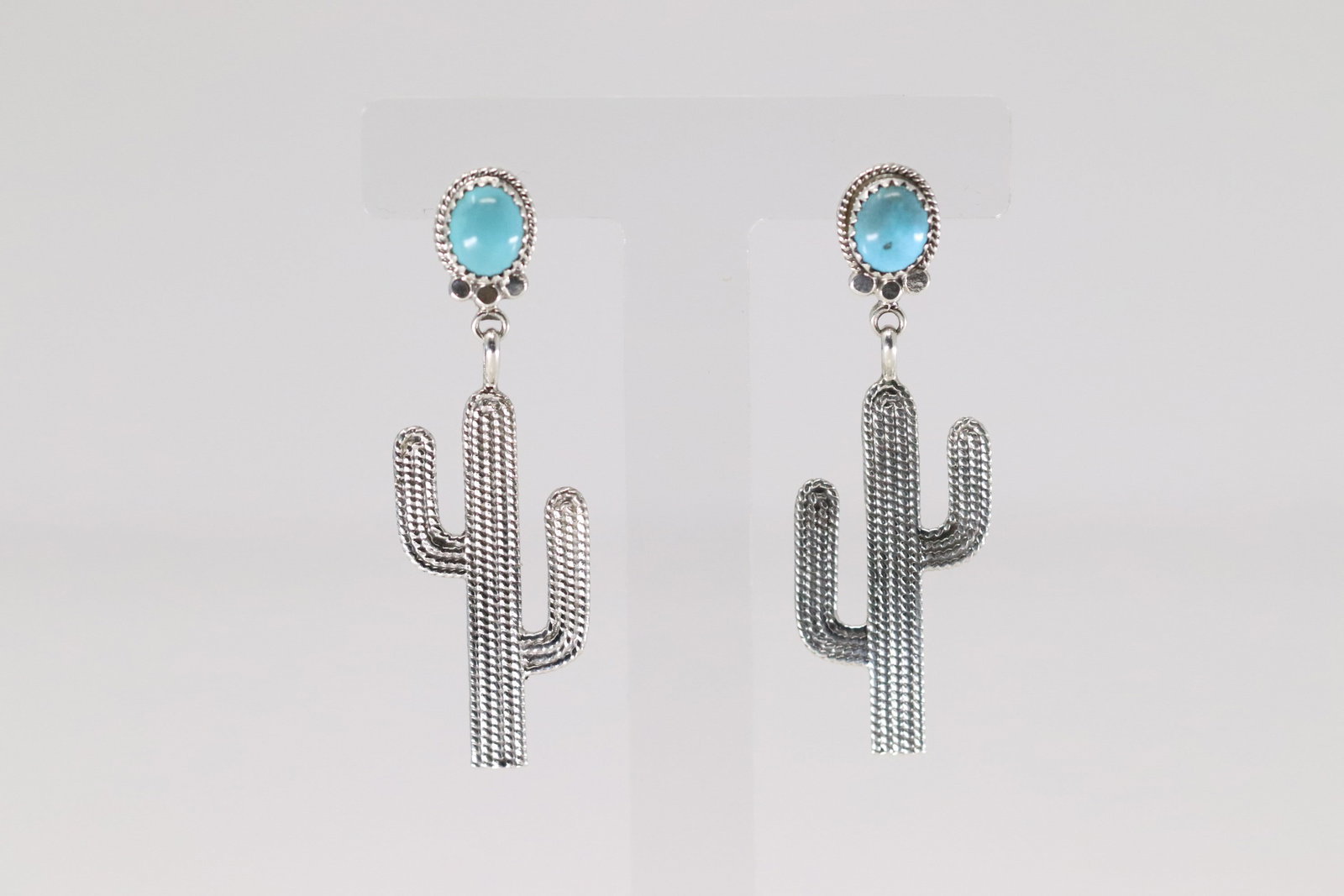 Native America Navajo Sterling Silver Turquoise Cactus Post / Dangling Earring's By Annie Spencer.: This is a Native America Navajo Sterling Silver Turquoise Cactus Post / Dangling Earring's By Annie Spencer.