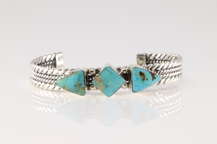 Native America Navajo Sterling Silver Kingman Turquoise Bracelet Cuff By Mike Smith.