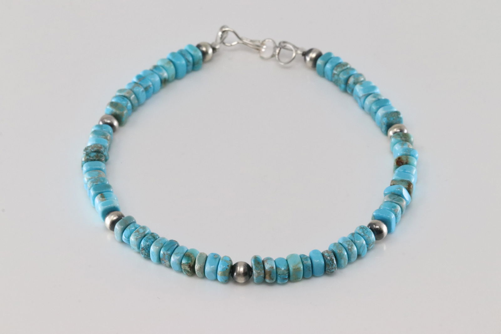 Native America Navajo Sterling Silver Beaded / Turquoise Bracelet Link.: This is a Native America Navajo Sterling Silver Beaded / Turquoise Bracelet Link. Bracelet length: 8.00"