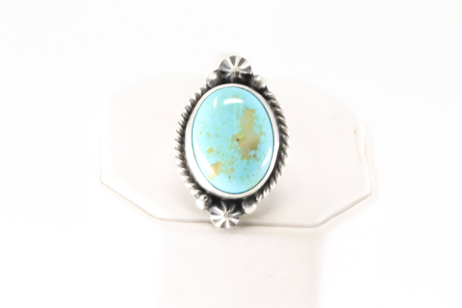 Native America Navajo Sterling Silver Turquoise Ring By Judith Dixon.: This is a Native America Navajo Sterling Silver Turquoise Ring By Judith Dixon. Ring Size: 8.00.