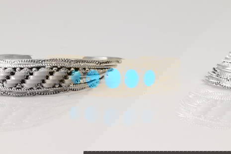 Native America Navajo Sterling Silver Turquoise Bracelet Cuff By Dine Begaye.: This is a Native America Navajo Sterling Silver Turquoise Bracelet Cuff By Dine Begaye.