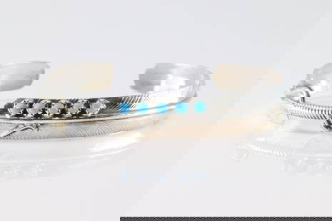 Native America Navajo Sterling Silver Turquoise Feather Bracelet Cuff.: This is a Native America Navajo Sterling Silver Turquoise Feather Bracelet Cuff.