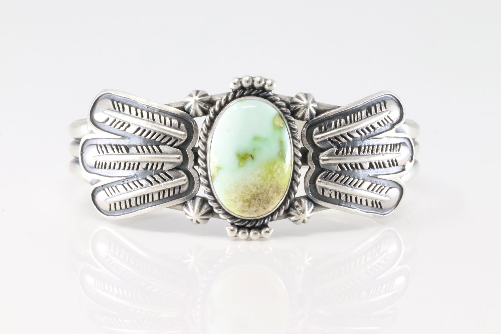 Native America Navajo Sterling Silver Palomino Bracelet Cuff By Daniel Benally.: This is a Native America Navajo Sterling Silver Palomino Bracelet Cuff By Daniel Benally.