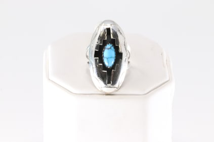 Native America Navajo Sterling Silver Turquoise Ring By Felix Perry.