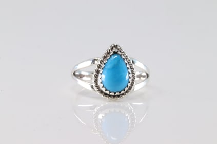 Native America Navajo Sterling Silver Turquoise Ring By Jerold Joe.