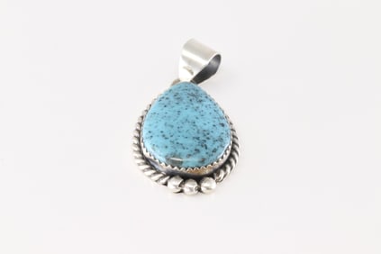 Native America Navajo Sterling Silver Kingman Turquoise Pendant By Freda Martinez.