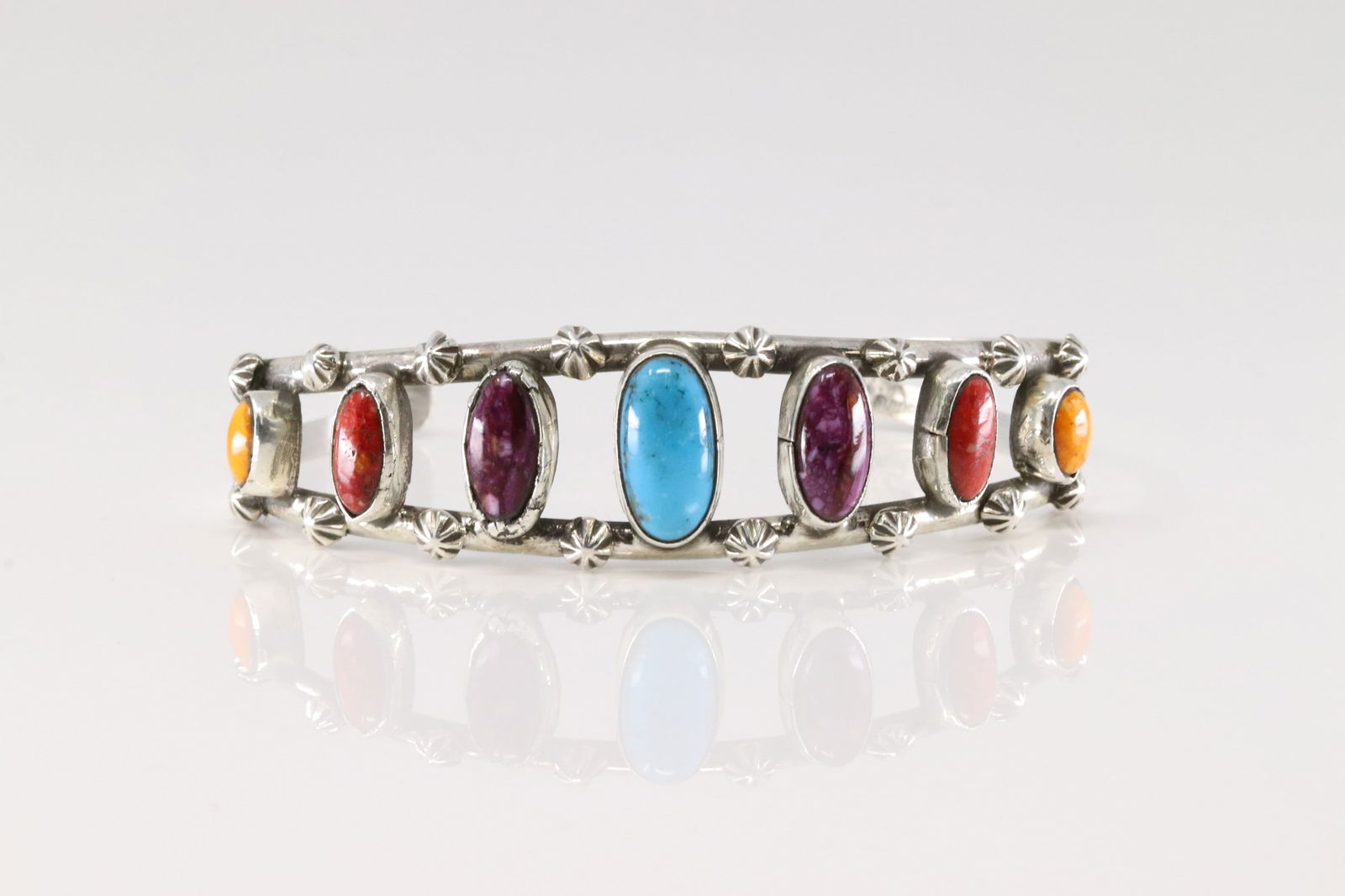 Native America Navajo Sterling Silver Kingman Multicolor Bracelet Cuff By Y.A.: This is a Native America Navajo Sterling Silver Kingman Multicolor Bracelet Cuff By Y.A.