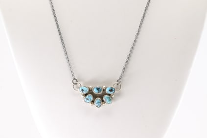 Native America Navajo Sterling Silver Kingman Turquoise Necklace By Maxine Ramirez.