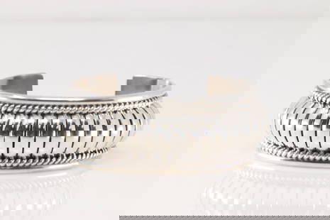 Native America Navajo Sterling Silver Solid Bracelet Design Cuff By Thomas Yazzie.: This is a Native America Navajo Sterling Silver Solid Bracelet Design Cuff By Thomas Yazzie.