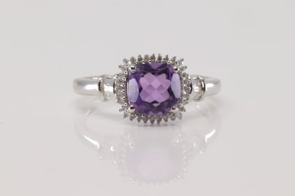 Amethyst & Diamond Ring 10Kt.