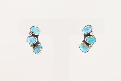 Native America Navajo Sterling Silver Kingman Turquoise Post Earring's By Maxine Ramirez.