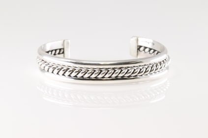 Native America Navajo Sterling Silver Solid Bracelet Cuff By Elaine Tahe.