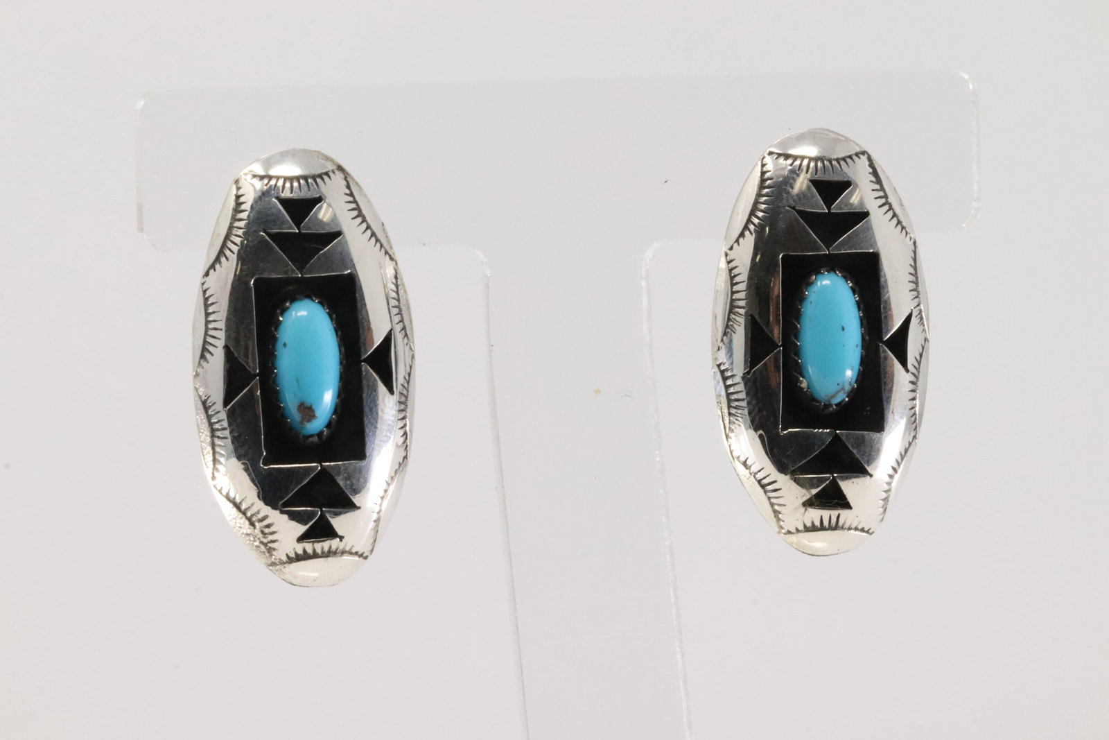 Native America Navajo Sterling Silver Turquoise Post Earring's By Felix Perry.: This is a Native America Navajo Sterling Silver Turquoise Post Earring's By Felix Perry.