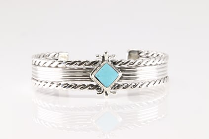 Native America Navajo Sterling Silver Turquoise Bracelet Cuff By Louise Joe.