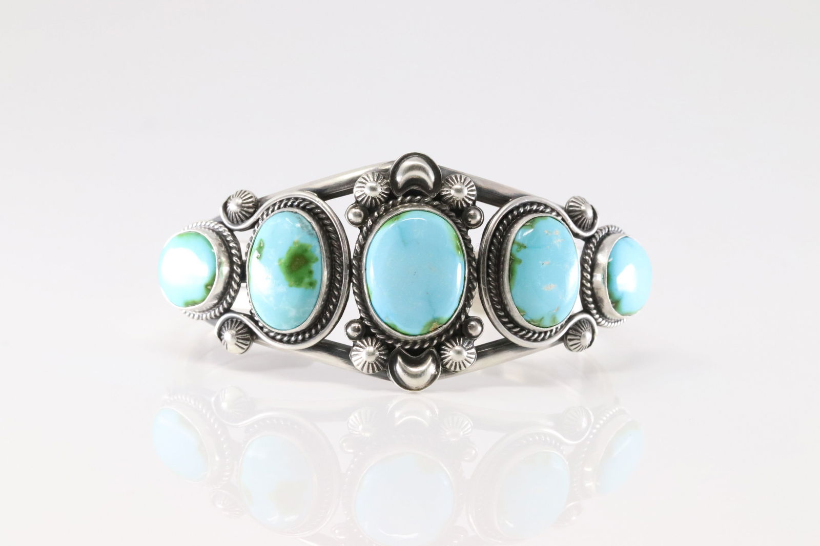 Native America Navajo Sterling Silver Sonora Gold Turquoise Bracelet Cuff By Derrick G.: This is a Native America Navajo Sterling Silver Sonora Gold Turquoise Bracelet Cuff By Derrick G.