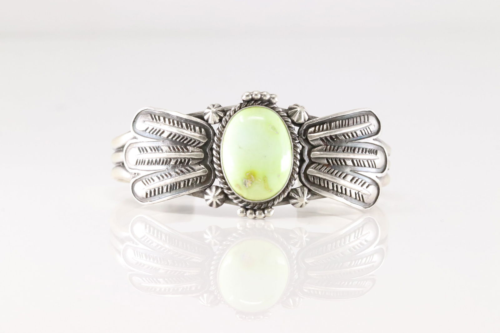 Native America Navajo Sterling Silver Palomino Bracelet Cuff By Daniel Benally.: This is a Native America Navajo Sterling Silver Palomino Bracelet Cuff By Daniel Benally.