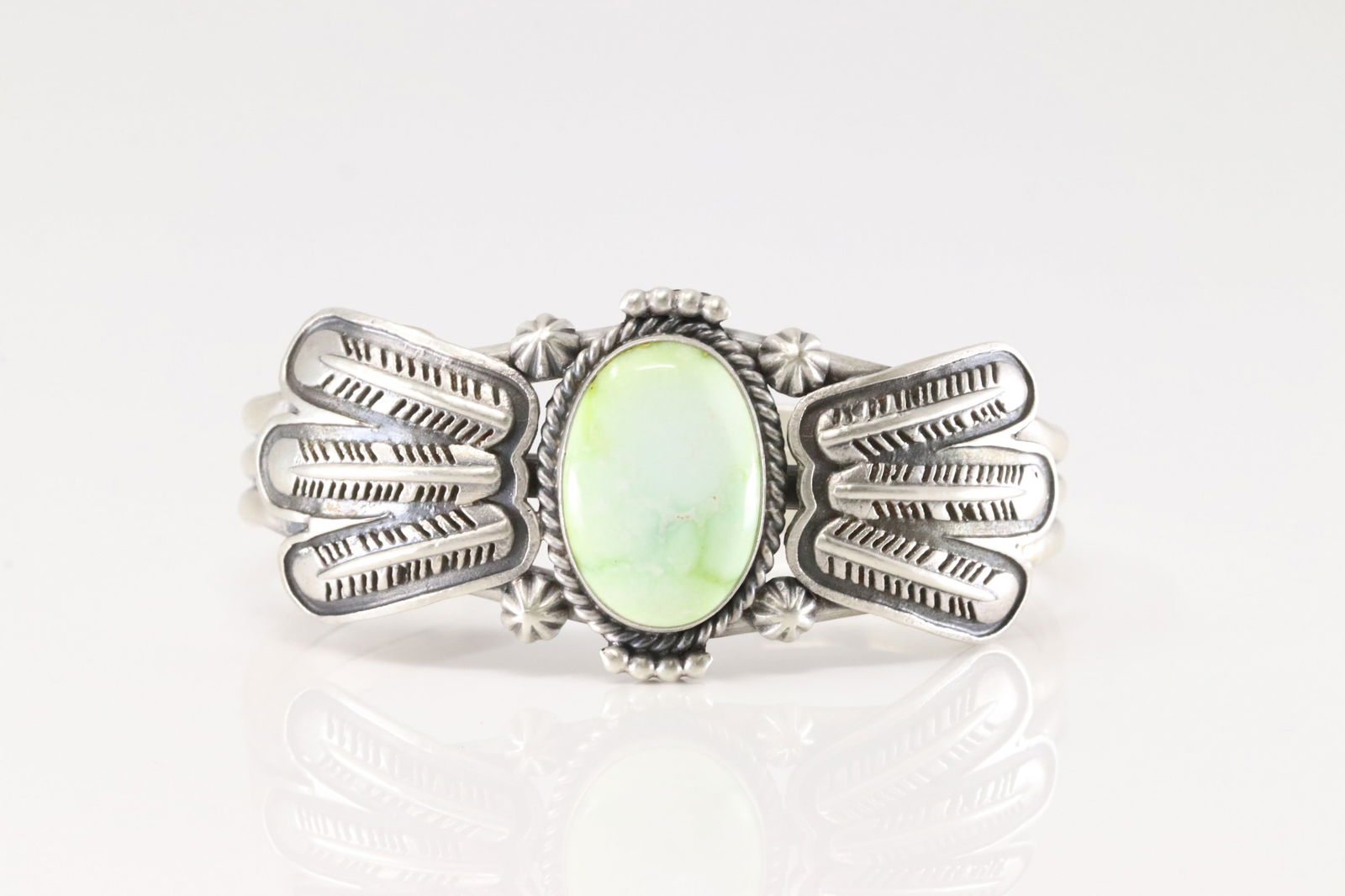 Native America Navajo Sterling Silver Palomino Bracelet Cuff By Daniel Benally.: This is a Native America Navajo Sterling Silver Palomino Bracelet Cuff By Daniel Benally.