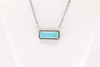 Native America Navajo Sterling Silver Kingman Turquoise Necklace By Augustine Largo.