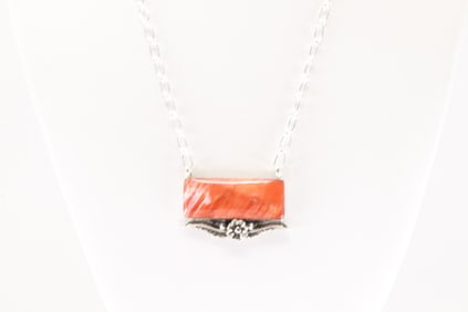 Native America Navajo Sterling Silver Spiny Oyster Necklace By Gregg Yazzie.