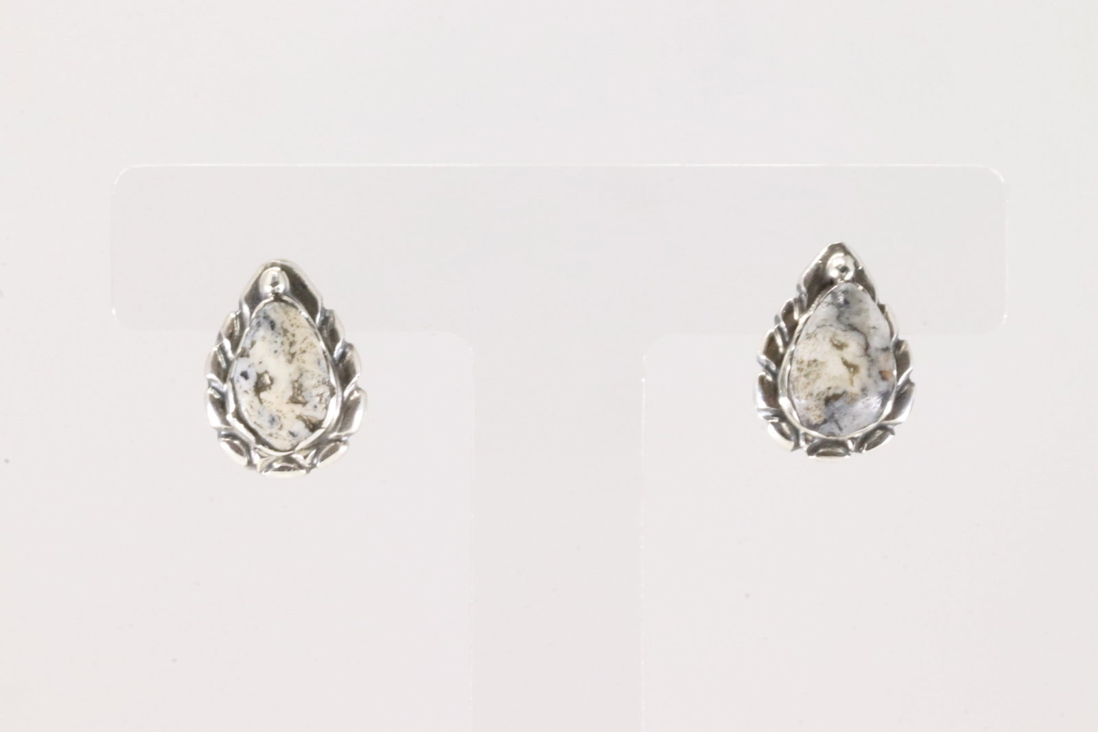 Native America Navajo Sterling Silver White Buffalo Post Earring's By Freida Martinez.: This is a Native America Navajo Sterling Silver White Buffalo Post Earring's By Freida Martinez.