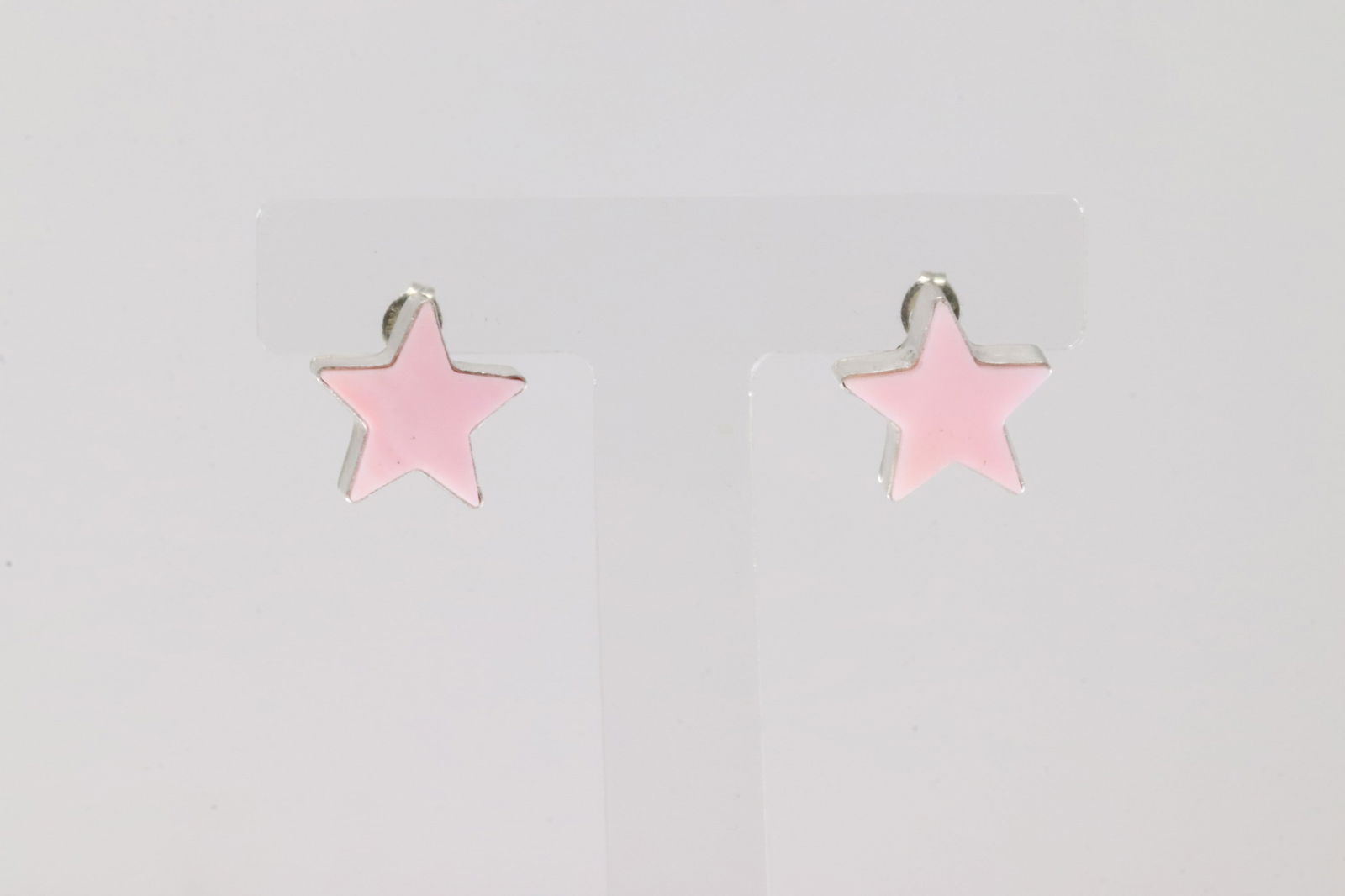 Native America Navajo Sterling Silver Pink Conch Shell Star Post Earring's By Judith Dixon.: This is a Native America Navajo Sterling Silver Pink Conch Shell Star Post Earring's By Judith Dixon.