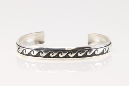 Native America Navajo Sterling Silver Stamped Deisgn Bracelet Cuff By T&R Singer.