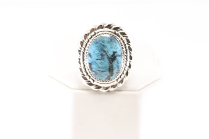 Native America Navajo Sterling Silver Turquoise Ring By Jerome Lee.
