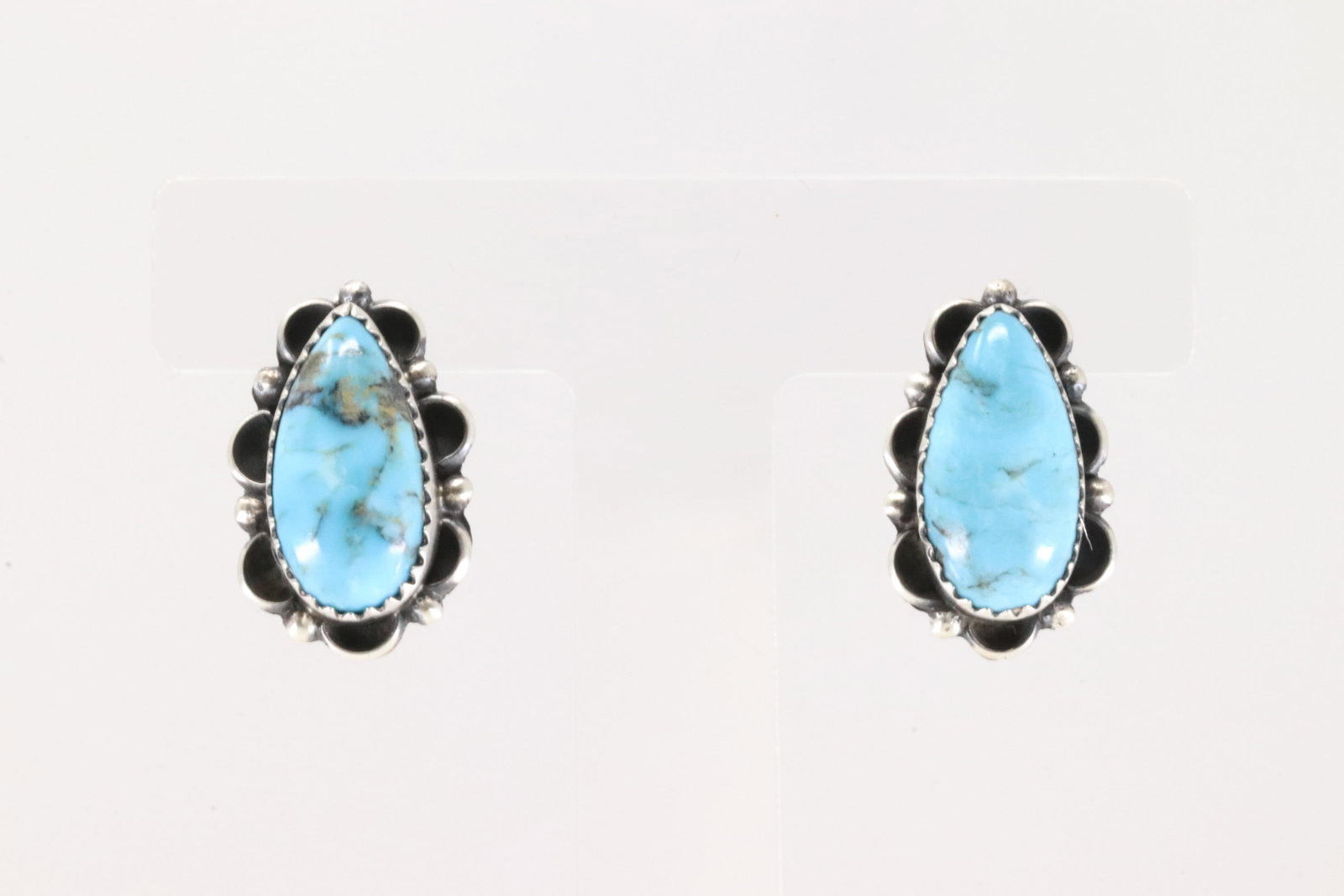 Native America Navajo Sterling Silver Kingman Turquoise Post Earring's By F.: This is a Native America Navajo Sterling Silver Kingman Turquoise Post Earring's By F.