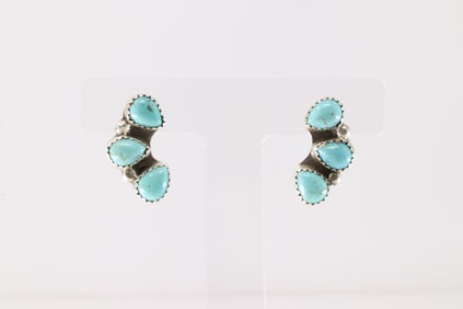 Native America Navajo Sterling Silver Kingman Turquoise Post Earring's By Maxine Ramirez.