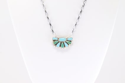 Native America Navajo Sterling Silver Kingman Turquoise Necklace By Alicia Wilson.
