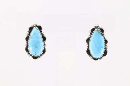 Native America Navajo Sterling Silver Kingman Turquoise Post Earring's By Freida Martinez.