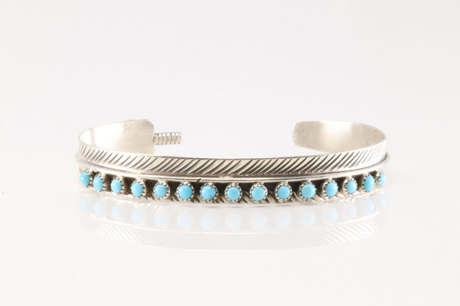 Native America Navajo Sterling Silver Turquoise Feather Bracelet Cuff By Aaron Davis.: This is a Native America Navajo Sterling Silver Turquoise Feather Bracelet Cuff By Aaron Davis.