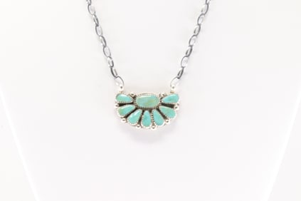 Native America Navajo Sterling Silver Kingman Turquoise Necklace By Alicia Wilson.