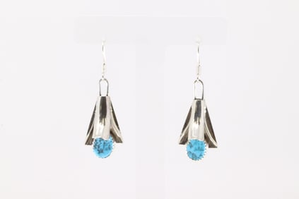 Native America Navajo Sterling Silver Turquoise Dangling Earring's By Louise Yazzie.