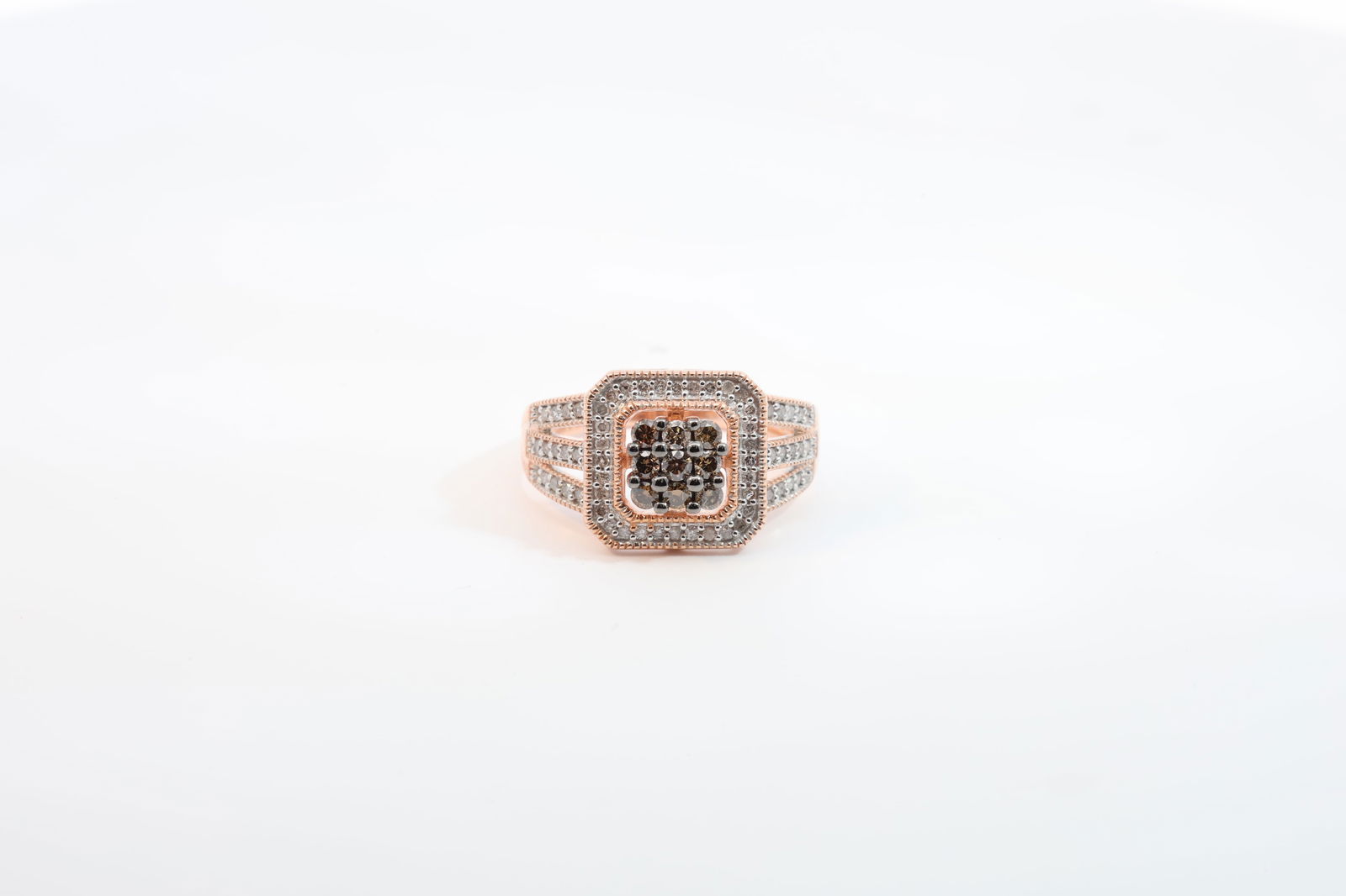 Diamond Ring 10Kt. (1 of 4)