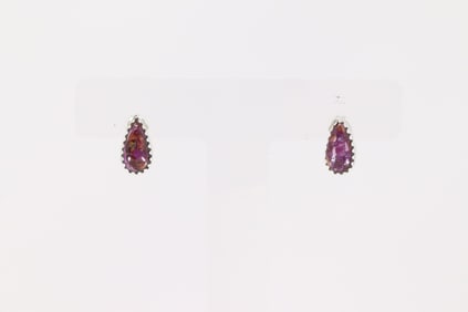 Native America Navajo Sterling Silver Purple Spiny Oyster Post Eariing's.