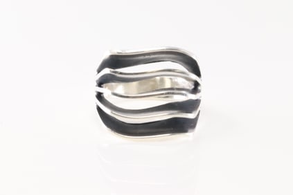 Native America Navajo Sterling Silver Ring Open 5 Rows By James Bahe.