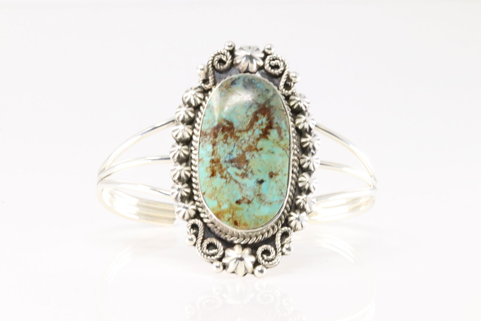 Native America Navajo Sterling Silver Turquoise Cuff Bracelet By Jennifer Cayaditto.: This is a Native America Navajo Sterling Silver Turquoise Cuff Bracelet By Jennifer Cayaditto.