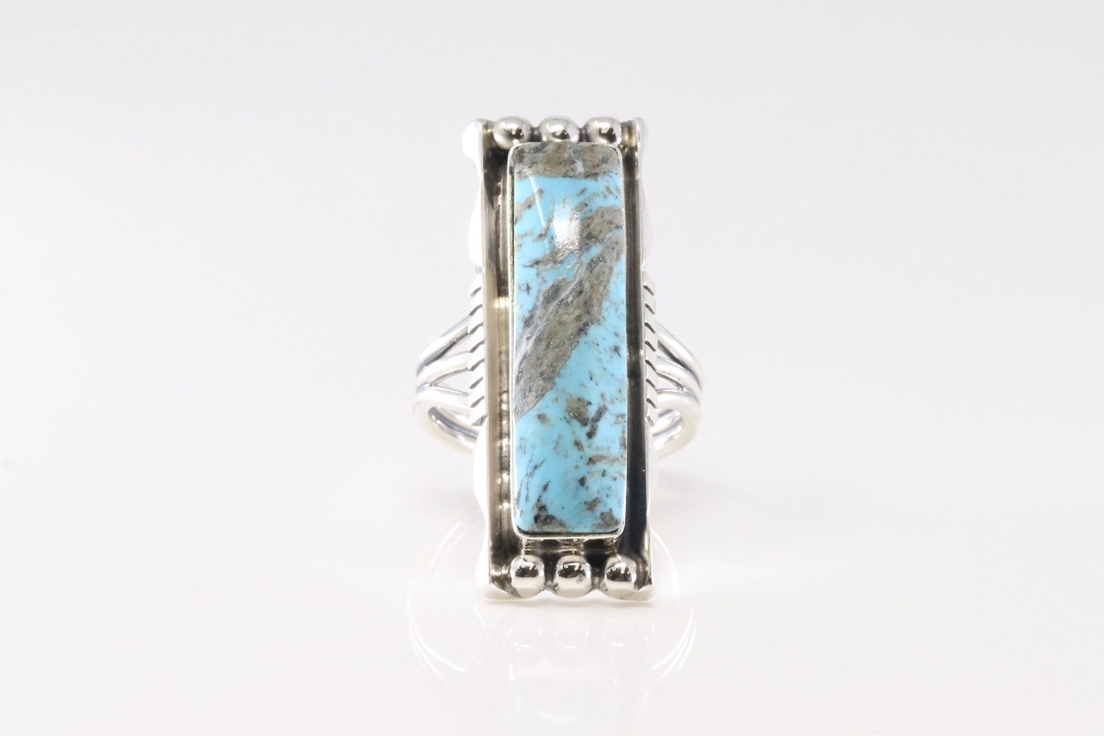 Native America Navajo Sterling Silver Turquoise Ring By Larson Lee.: This is a Native America Navajo Sterling Silver Turquoise Ring By Larson Lee. Ring size: 9.00.
