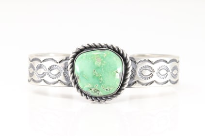 Native America Navajo Sterling Silver Turquoise Bracelet Cuff By Chimney Butte.