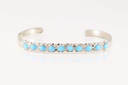 Native America Zuni Sterling Silver Kingman Turquoise Bracelet Cuff.