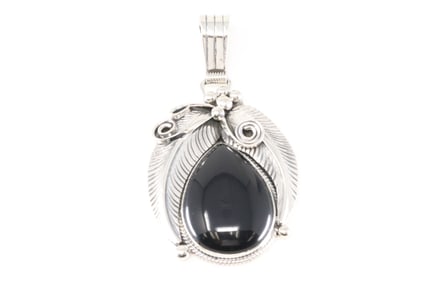 Native America Navajo Sterling Silver Black Onyx Pendant By Davey Morgan.
