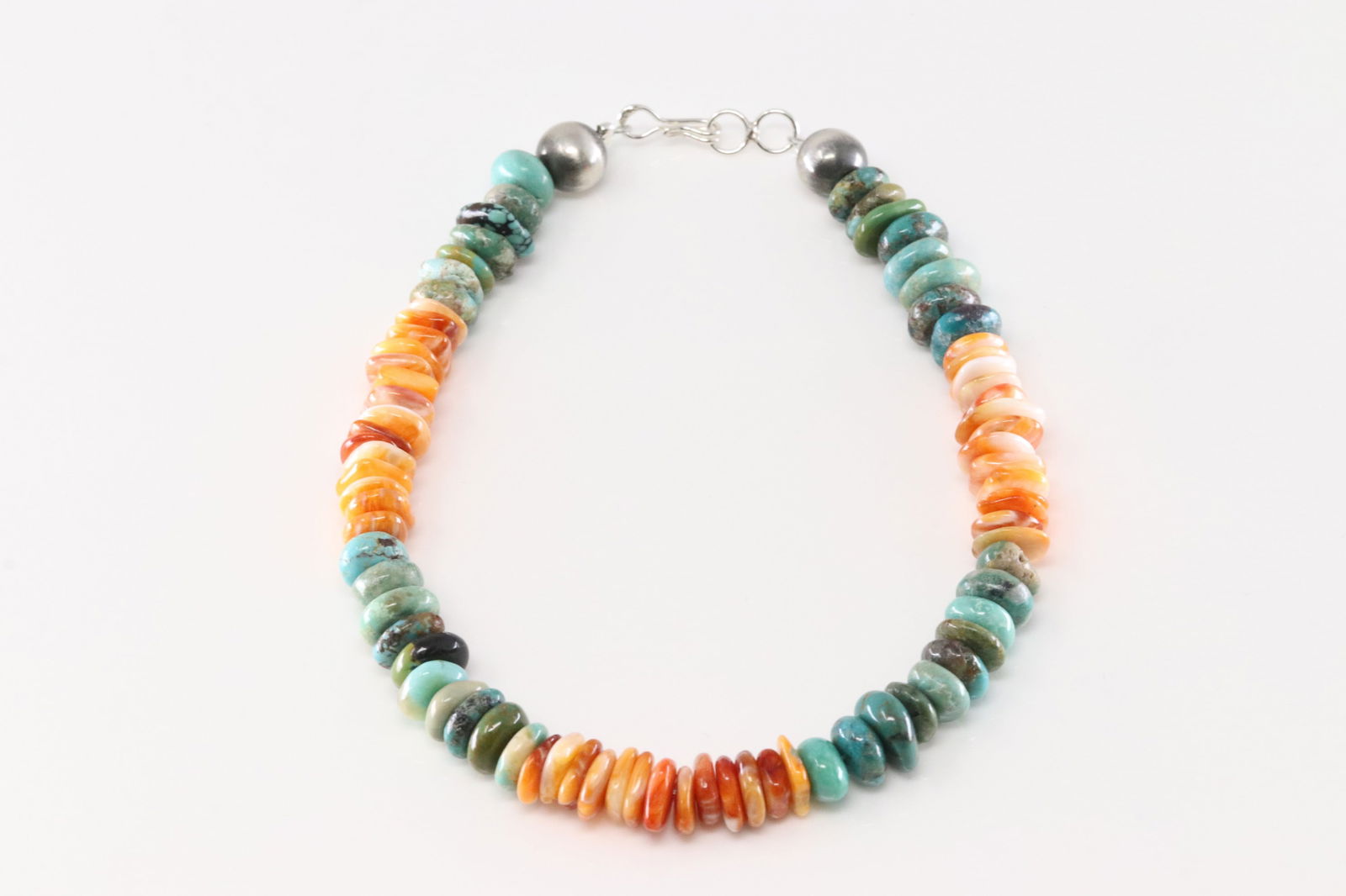 Native America Navajo Sterling Silver Spiny Oyster & Turquoise Bracelet Link.: This is a Native America Navajo Sterling Silver Spiny Oyster & Turquoise Bracelet Link. Bracelet length: 9.00"