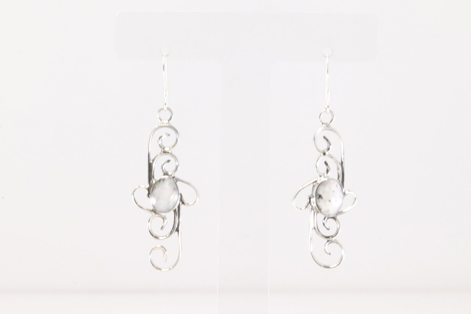 Native America Navajo Sterling Silver White Buffalo Dangling Earring's By Sheena Jack.: This is a Native America Navajo Sterling Silver White Buffalo Dangling Earring's By Sheena Jack.