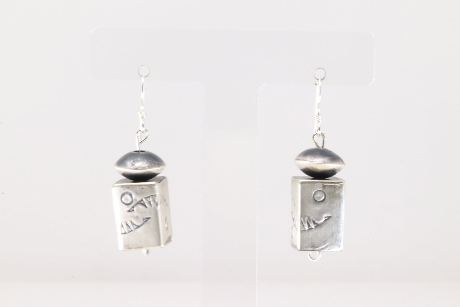 Native America Navajo Sterling Silver Pearl Beaded Stamped Dangling Earring's By Tysha Aparicio.: This is a Native America Navajo Sterling Silver Pearl Beaded Stamped Dangling Earring's By Tysha Aparicio.